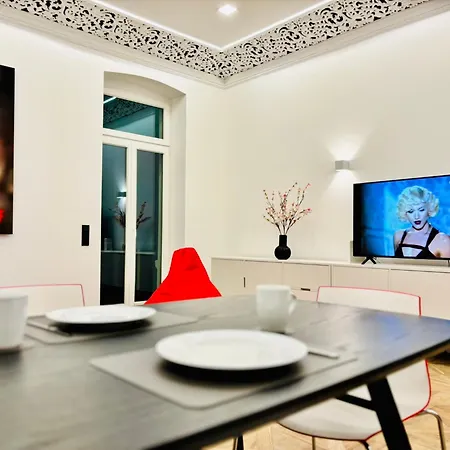 Apartment Maria # 1 *